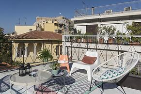 Live Life Plaka