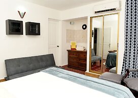 Onyx Aparta Hotel