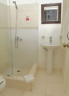 Onyx Aparta Hotel