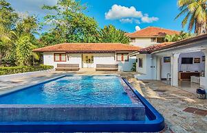 Onyx Aparta Hotel