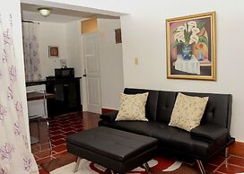 Onyx Aparta Hotel