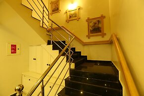Al Woodlands Residency