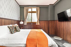 Nostalgic Inn