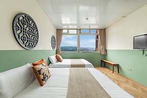 Nostalgic Inn