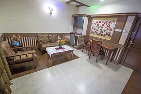 Hotel Aryaas