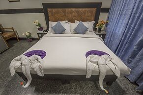 Hotel Aryaas