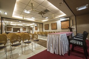 Hotel Aryaas