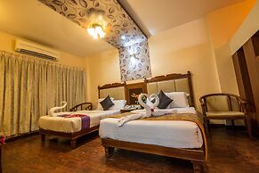 Hotel Aryaas