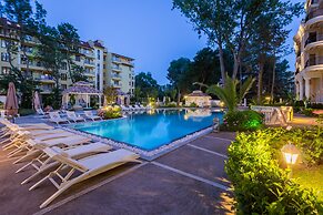 Venera & Anastasia Palace Apartments