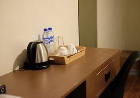 Crevice Hotel