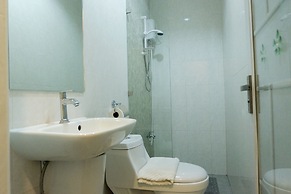 Crevice Hotel