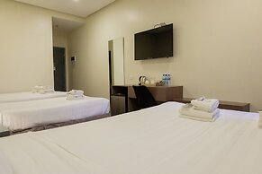 Crevice Hotel