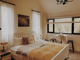 Artvilla Village
