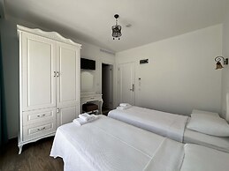 Alesya Otel
