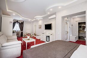 Imperial Palace Hotel