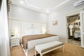 Imperial Palace Hotel