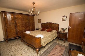 Grimaldi Apartments - San Marco Economy