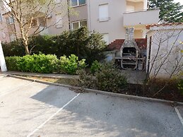2 Bedroom Seaview Apartment