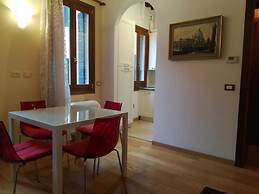 Grimaldi Apartments - Corte Contarina