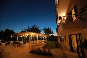 Beit Mirna Guesthouse & Chalet