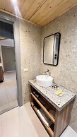 Beit Mirna Guesthouse & Chalet