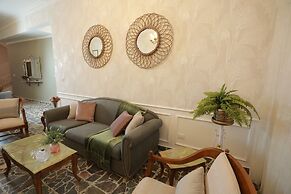 Beit Mirna Guesthouse & Chalet