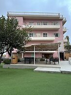 Beit Mirna Guesthouse & Chalet