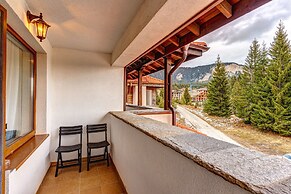 Mountain Lake Hotel
