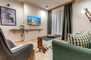 Mountain Lake Hotel