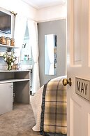 April House Weybridge - Boutique Guesthouse