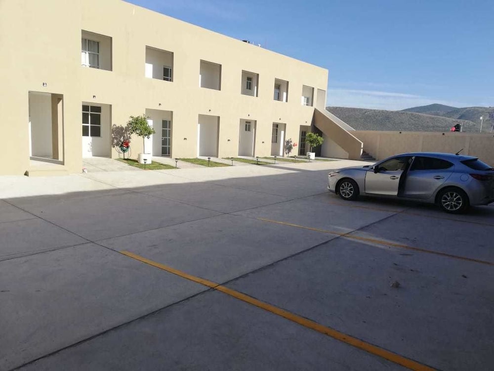 Kantenah Hotel