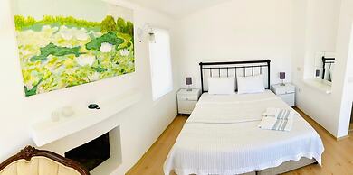 Villa White