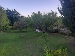 Villa White