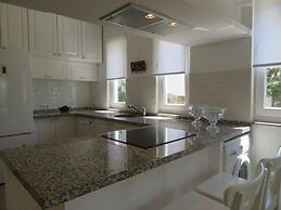 Villa White