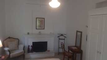 Villa White