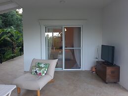 Villa White