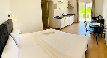 Villa White