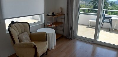 Villa White
