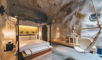 Atour Hotel Golden Beach Yantai