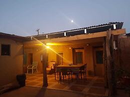 Hostal La Casa Blanca