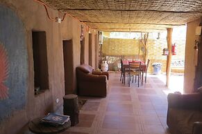 Hostal La Casa Blanca