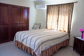 Spacious & Comfortable Penthouse in DR