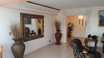 Spacious & Comfortable Penthouse in DR