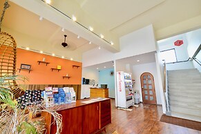 Adan Hotel
