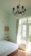 Straybirds BnB
