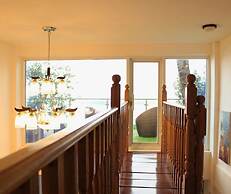 Appleton Little Paradise Beach Resort