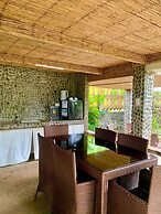 Appleton Little Paradise Beach Resort