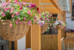 Dali Orchard Suites