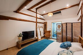 Dali Orchard Suites