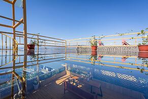 Dali Orchard Suites